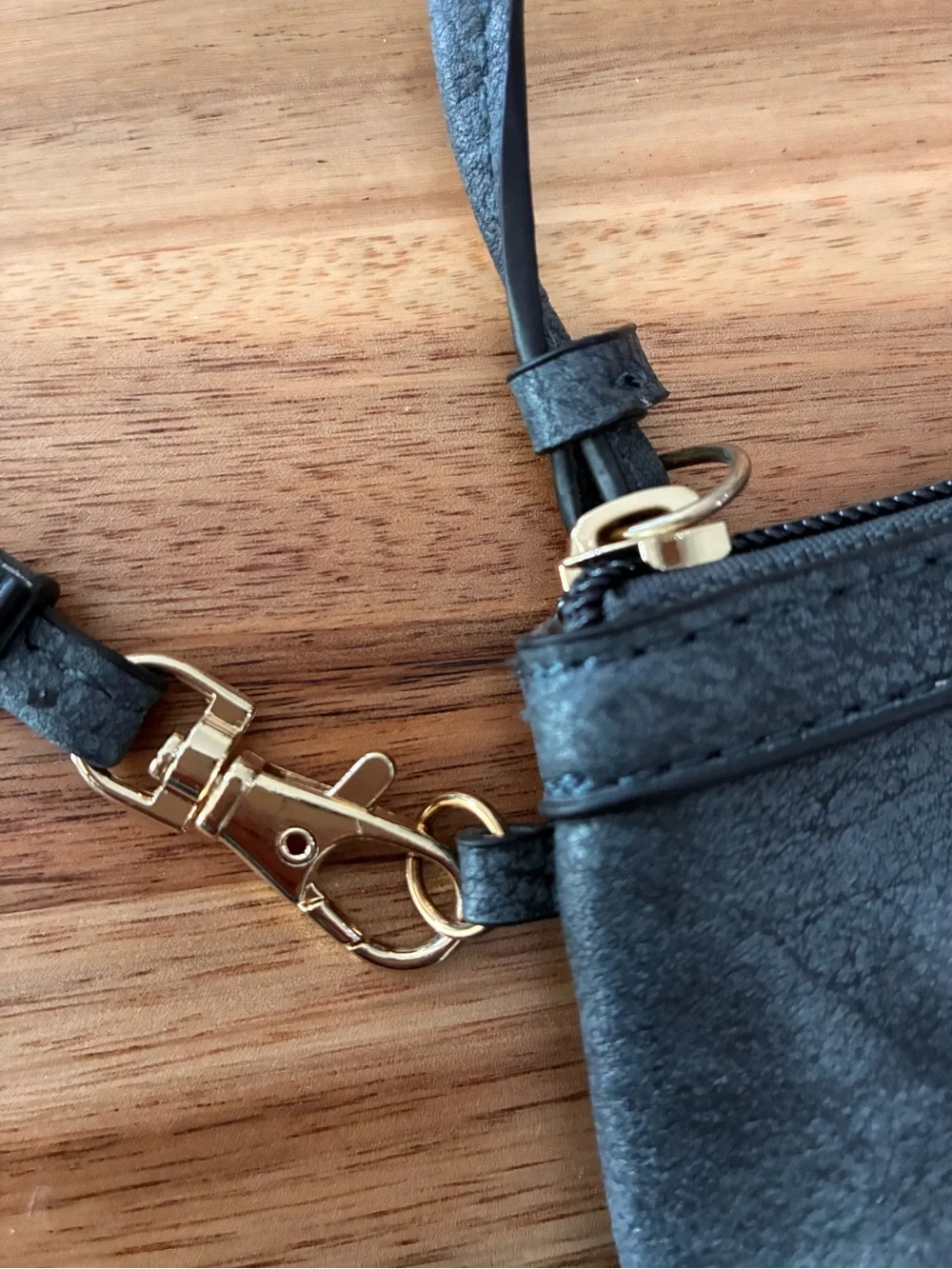 Wilsons Leather Wristlet Purse Wallet Clutch Gray Pebbled Leather